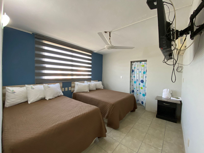 Others 5, Hotel Esperanza, Mazatlán