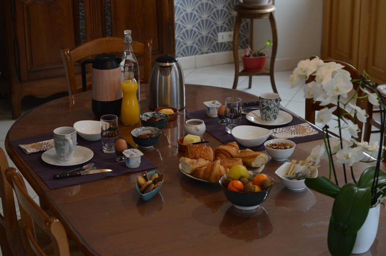 Food & Drinks, Chambre dans le bocage normand, Orne