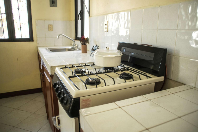 Others 5, Casa Aply, Del Centro