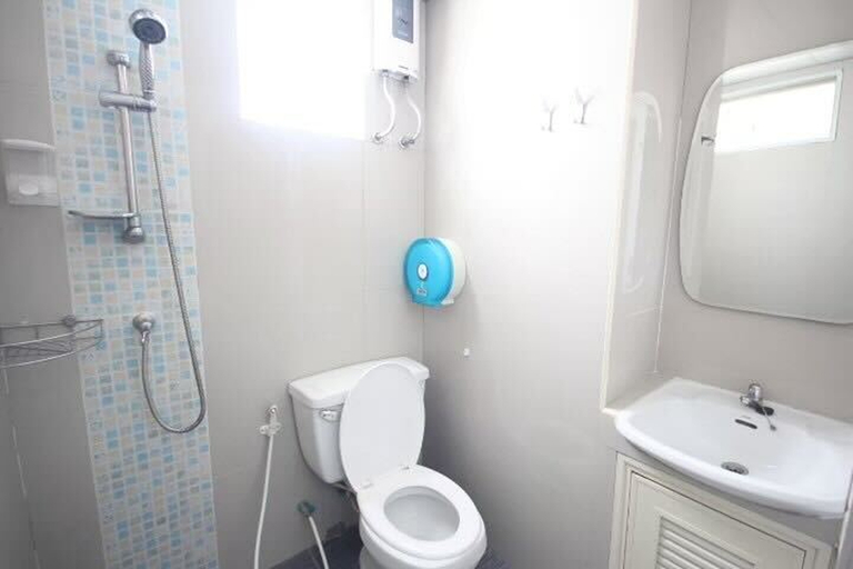 Bathroom 4