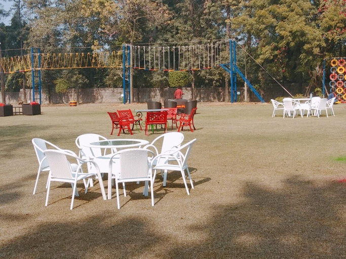 Food & Drinks, ARAVALI HILLS RESORT, Gurgaon