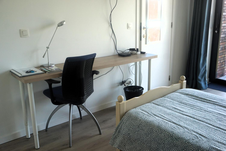 Others 4, BnB Waterzicht, Antwerpen
