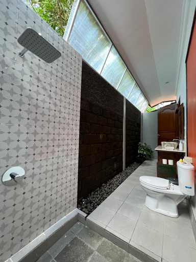 Bathroom 5, Villa Santai Karangasem, Karangasem