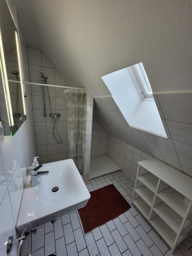Others 4, Guesthouse WI rooms, Düren