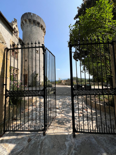 Others 3, Chateau Mariande, Haute-Garonne