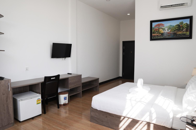 Bedroom 8