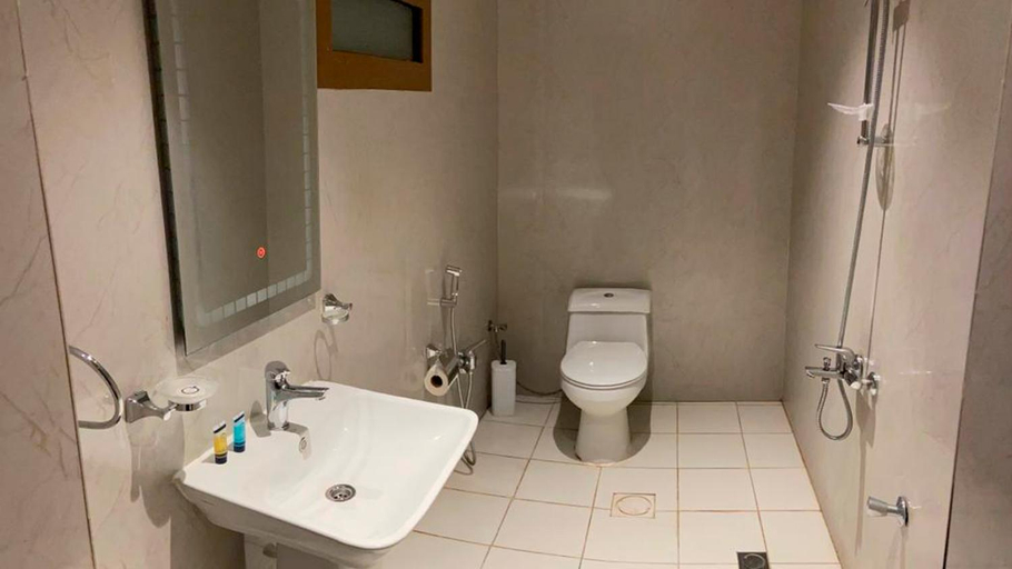 Bathroom 5, Amaken Aparthotel, Al Ahsa