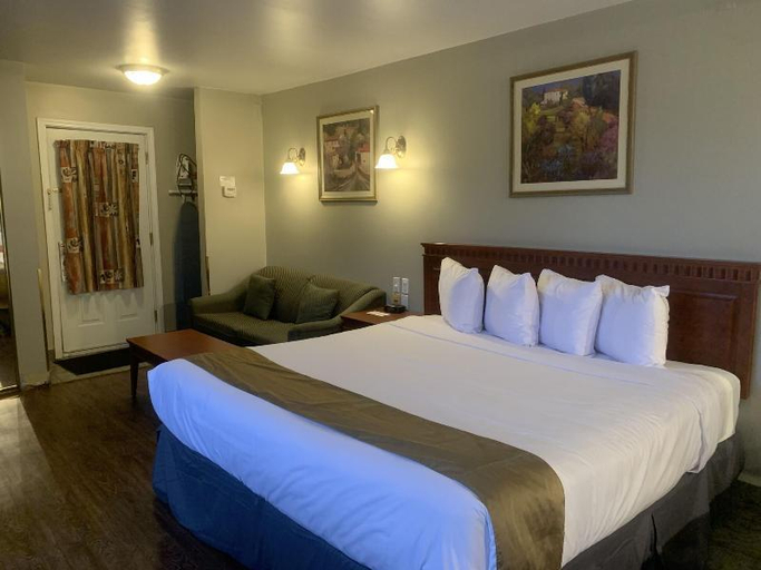 Bedroom 2, Hotel and Suites Les Laurentides, Les Pays-d'en-Haut