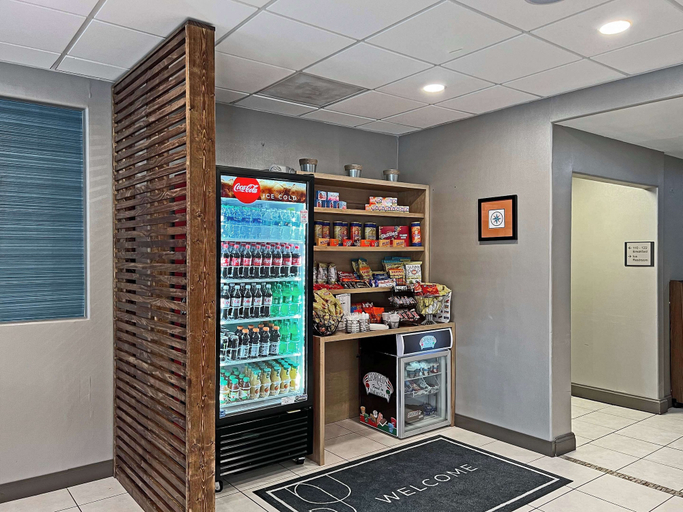 Food & Drinks 5, Country Inn & Suites by Radisson Rehoboth Beach - Dewey, Sussex