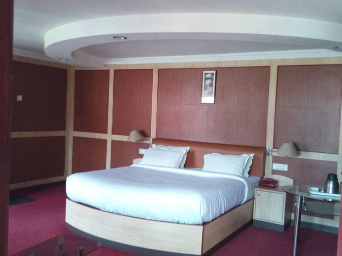Others 4, Hotel Alakapuri, The Nilgiris