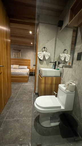 Bathroom 2, Nabani Condominios T3, Dist. Pochutla