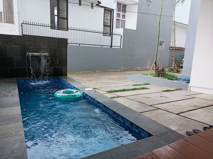 Sport & Beauty 3, Villa Ravindra, Malang