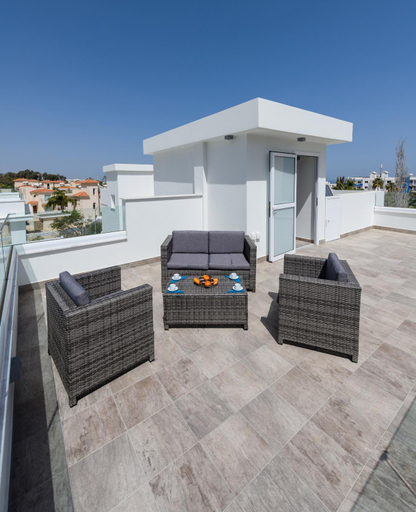 Balcony/terrace 5, Green Bay Villa #15