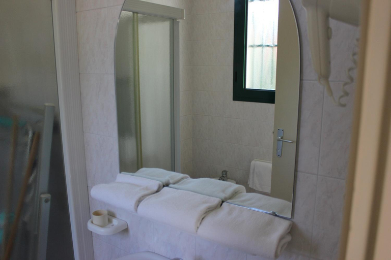 Bathroom 3, Hotel Residence Beverly, Venezia