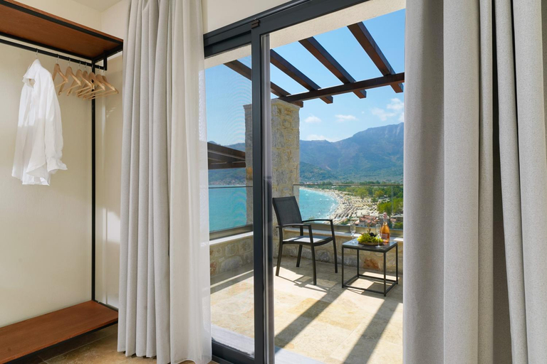 Others 3, Mon Avis Suites, East Macedonia and Thrace
