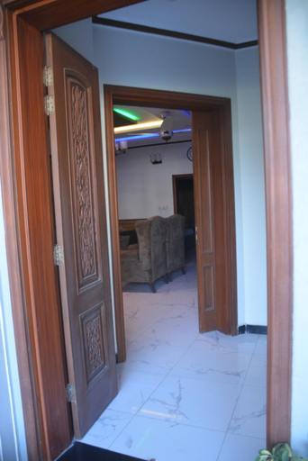 Others 3, Golf Rest House, Faisal Town, Islamabad