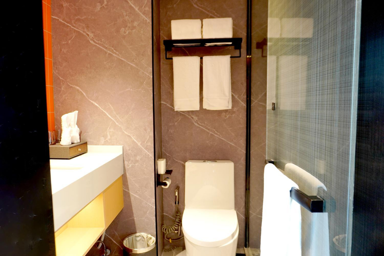 Bathroom 7