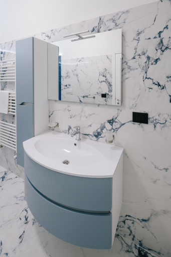 Bathroom 6