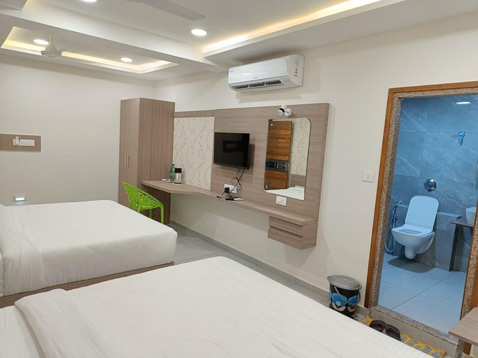 Bedroom 3, Hotel Lotus, Anand