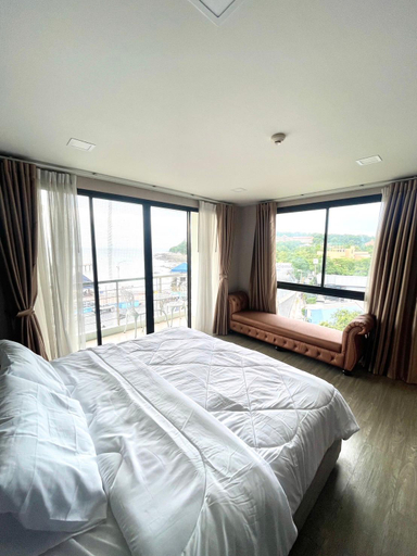 Others 4, The High one condominium A, Muang Chon Buri