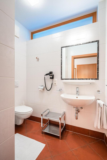 Bathroom 3, Ursprung Panorama Hotel Konigsleiten, Zell am See