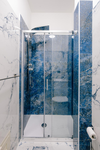 Bathroom 4