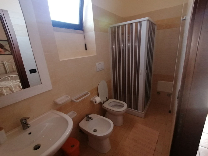 Bathroom 5, Tenuta Pigliano, Lecce