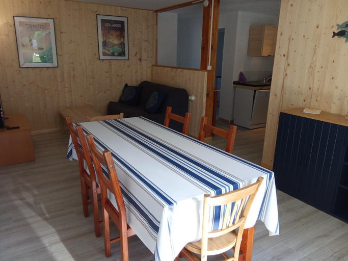 Others 5, Le mas des Landes, Landes
