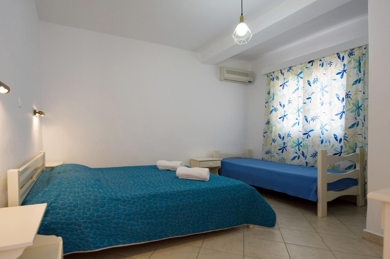 Bedroom 2, Tsakanos Apartments, South Aegean