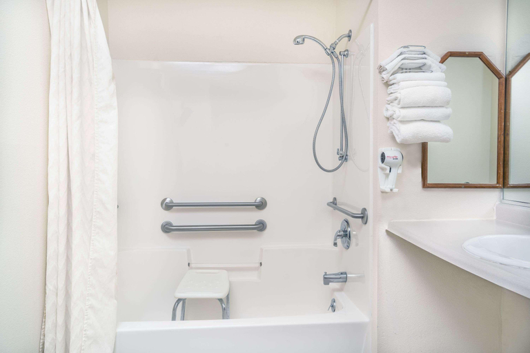 Bathroom 4, Super 8 by Wyndham Phillips, Price