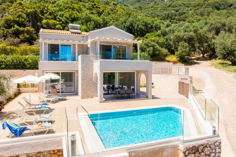 Room 4, Villa Daisy in Mparmpati, Ionian Islands