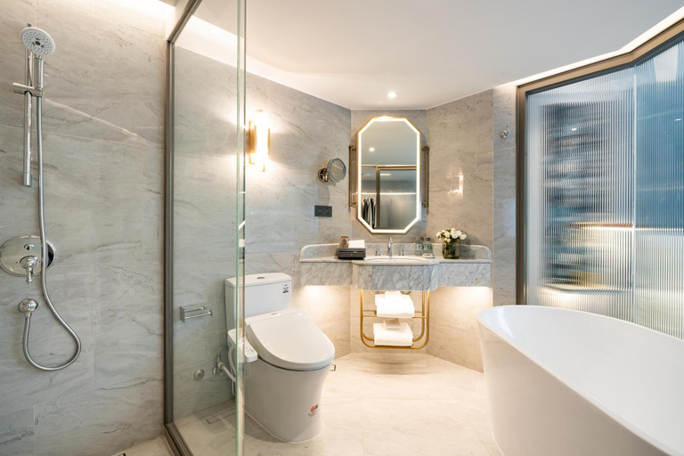 Bathroom 7