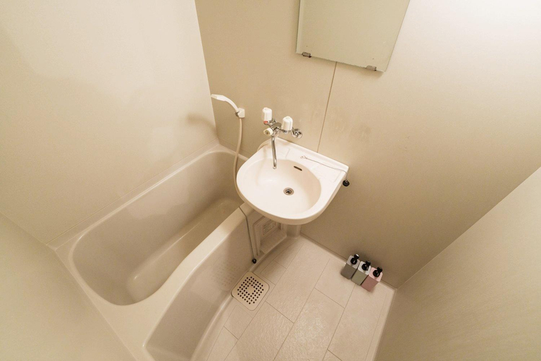 Bathroom 2, ANY INN FUKUOKA NANAKUMA, Fukuoka