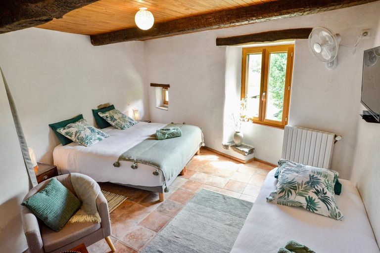 Others 3, Mas de Boissiere - Chambres d'hotes avec piscine et jacuzzi, Gard