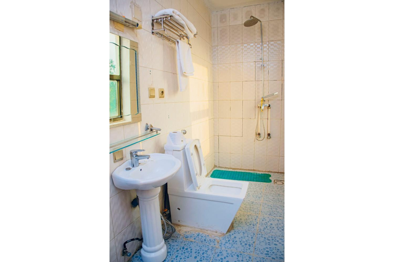 Shower 3, DV APART Boutique Hotel, Gasabo