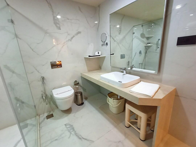 Bathroom, Ananth The Grand, Dharwad