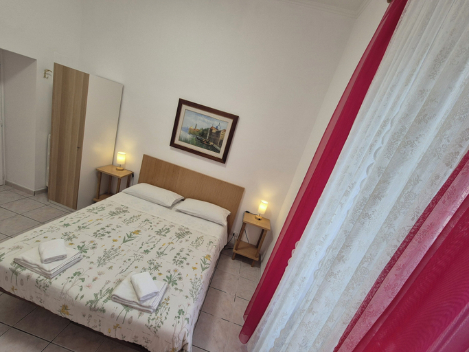 Bedroom 3, ALEX B&B, Rome