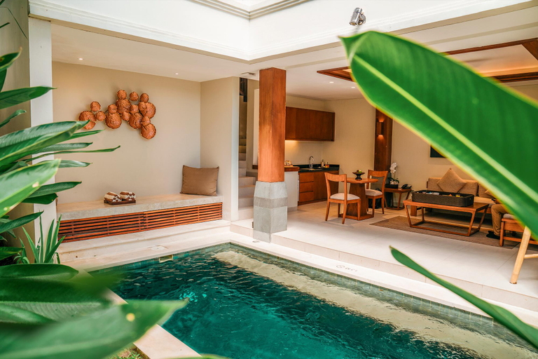 Swimming Pool 2