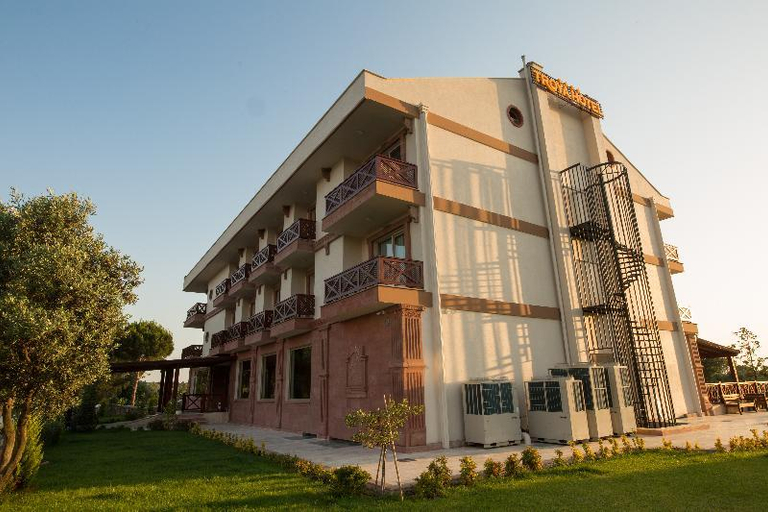 Exterior & Views 1, Helen Troya Hotel Geyikli, Ezine