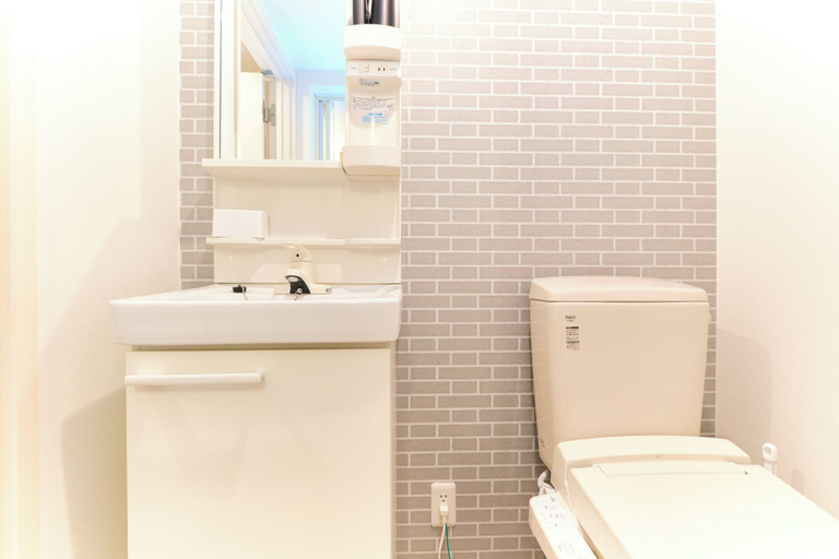 Bathroom 3, Le Cocon Nakarokugo by Tranova, Ōta