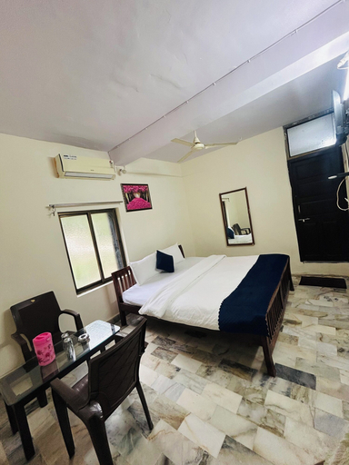 Bedroom 5, Data Inn, Sirohi