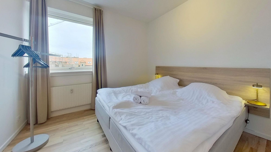 Room 4, 3-bed in Frederiksberg w Balcony - 210, Frederiksberg