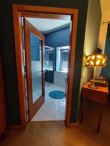 Bathroom 3, Paco de Vilharigues, Vouzela