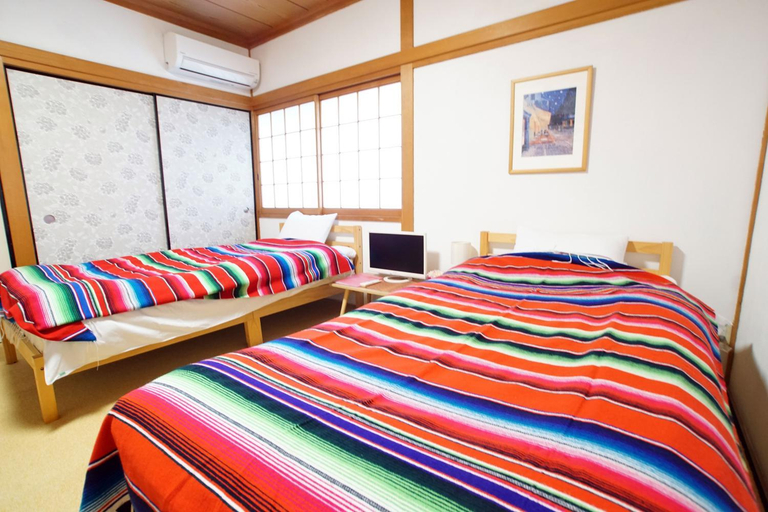 Bedroom 3, Takamatsuguesthouse AKANE, Takamatsu