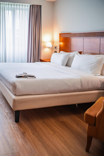 Bedroom 8