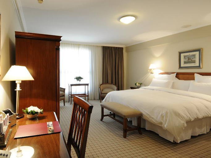 Bedroom 3, Windsor Hotel, Capital