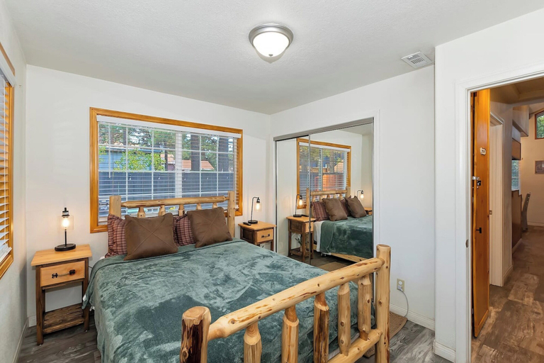 Bedroom 2, Bear Cub Cottage with HotTub & Firepit, San Bernardino