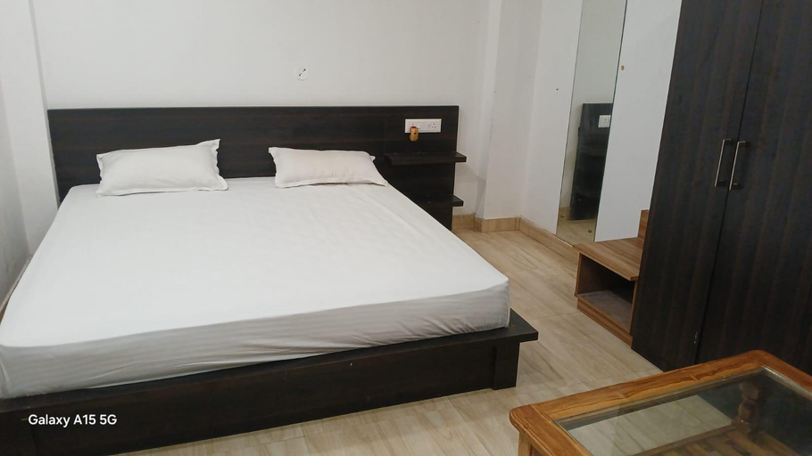 Bedroom, Avini's Garden & Hotel By GRB, Khagaria