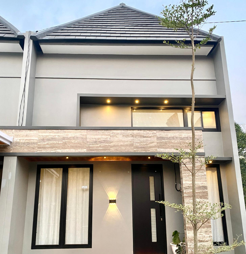 Exterior 9