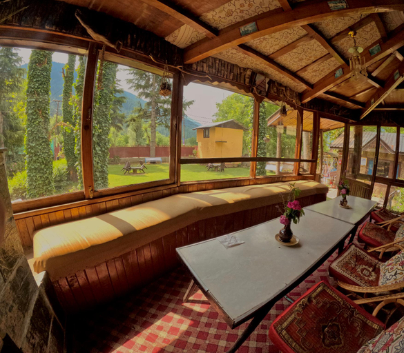 Bedroom, Brown Palace, Anantnag